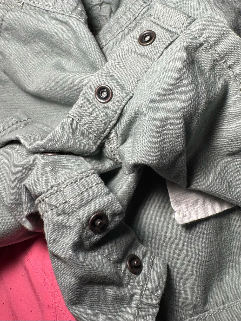 OshKosh B'gosh cotton green overall shorts with snaps 12 months🔹